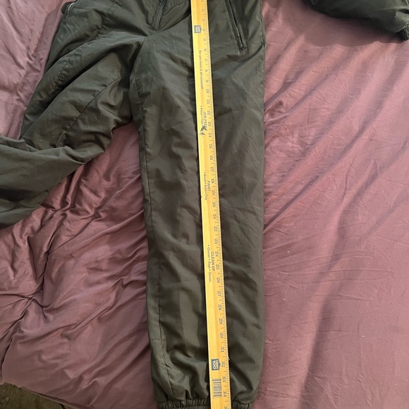 Women’s “Rare” Black Fila Ski Suit – Hooded with Faux Fur Collar, Size 8 - Picture 10 of 16